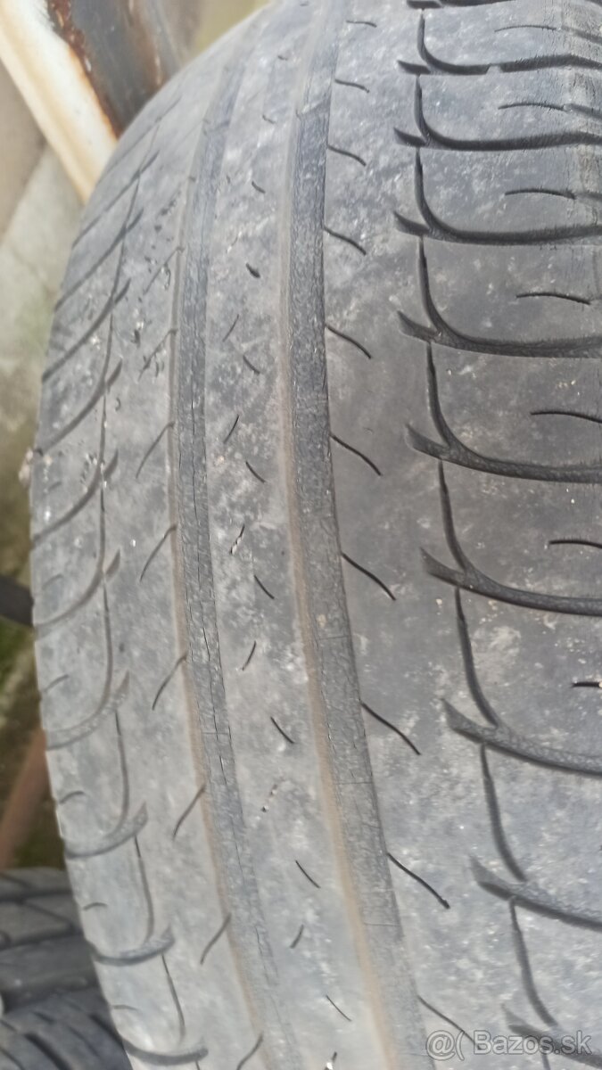 Predám elektróny 195/60 R15 letné - 6