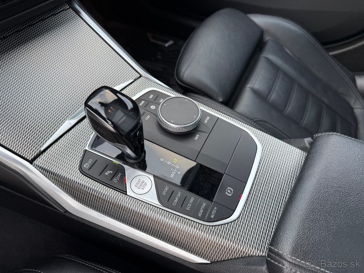 BMW 330i M-Sport - 6