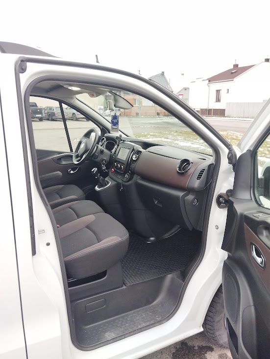 9-miestny minibus prenájom - 6