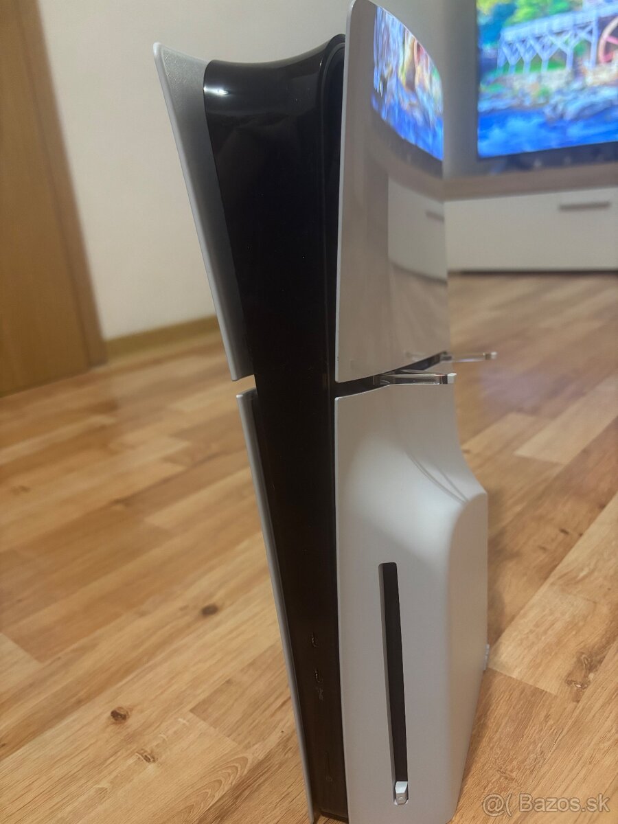 PlayStation 5 Slim - 6