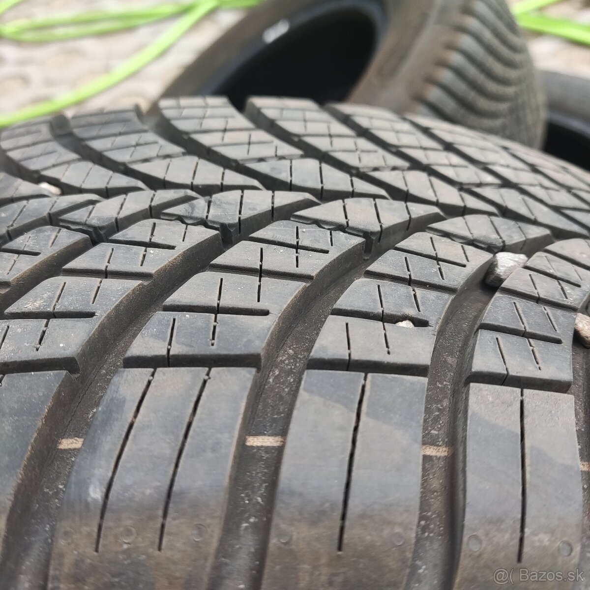 215/65 R16 GoodYear Vector 4Seasons Gen-3 - 6