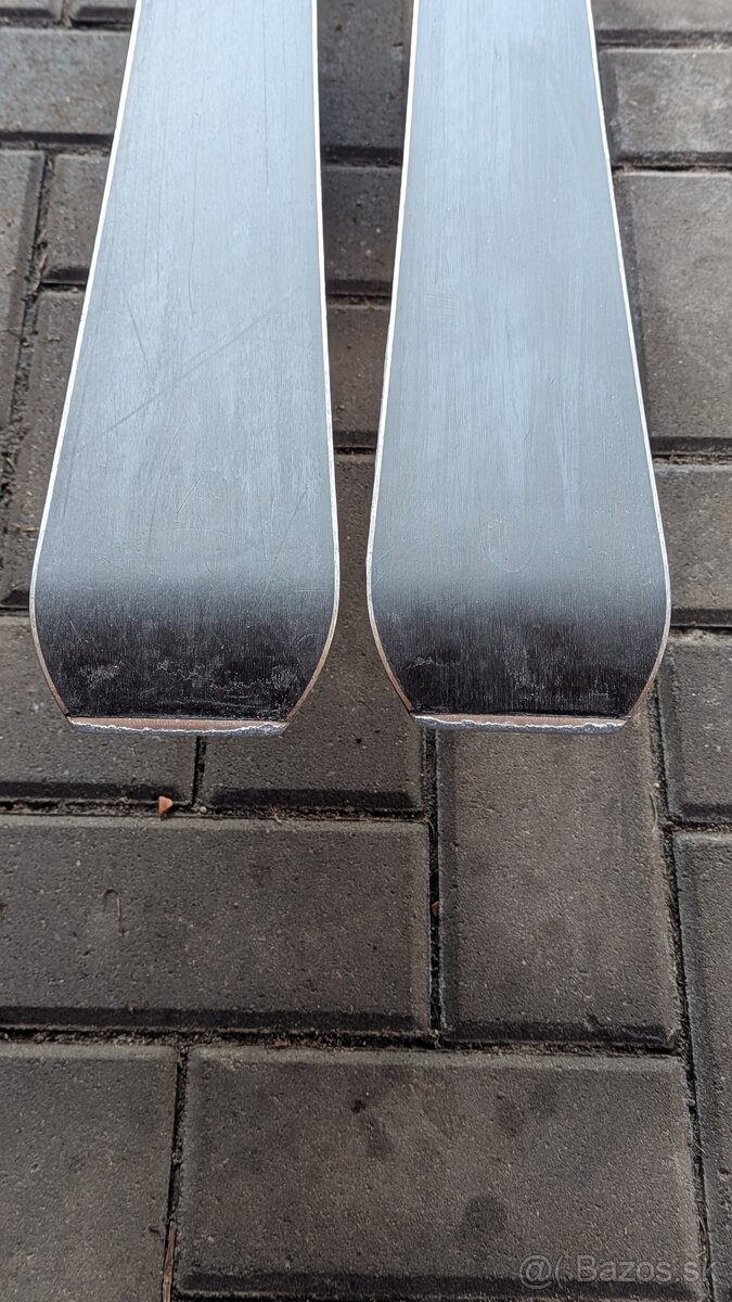 Prémiové švýcarské lyže AK Signature, 158cm, 23/24 - 6