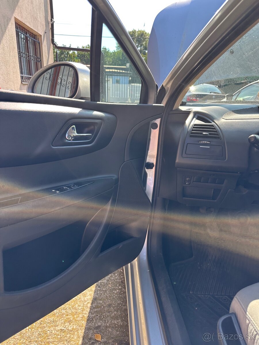 Citroën C4 1.4i 64kW, r.v. 2008, STK/EK 2027 - 6