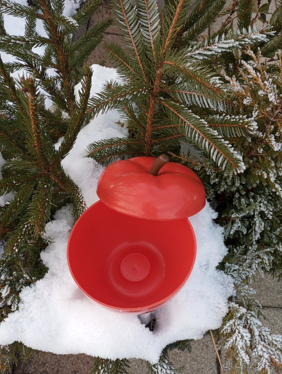 Retro červené jablko - 6