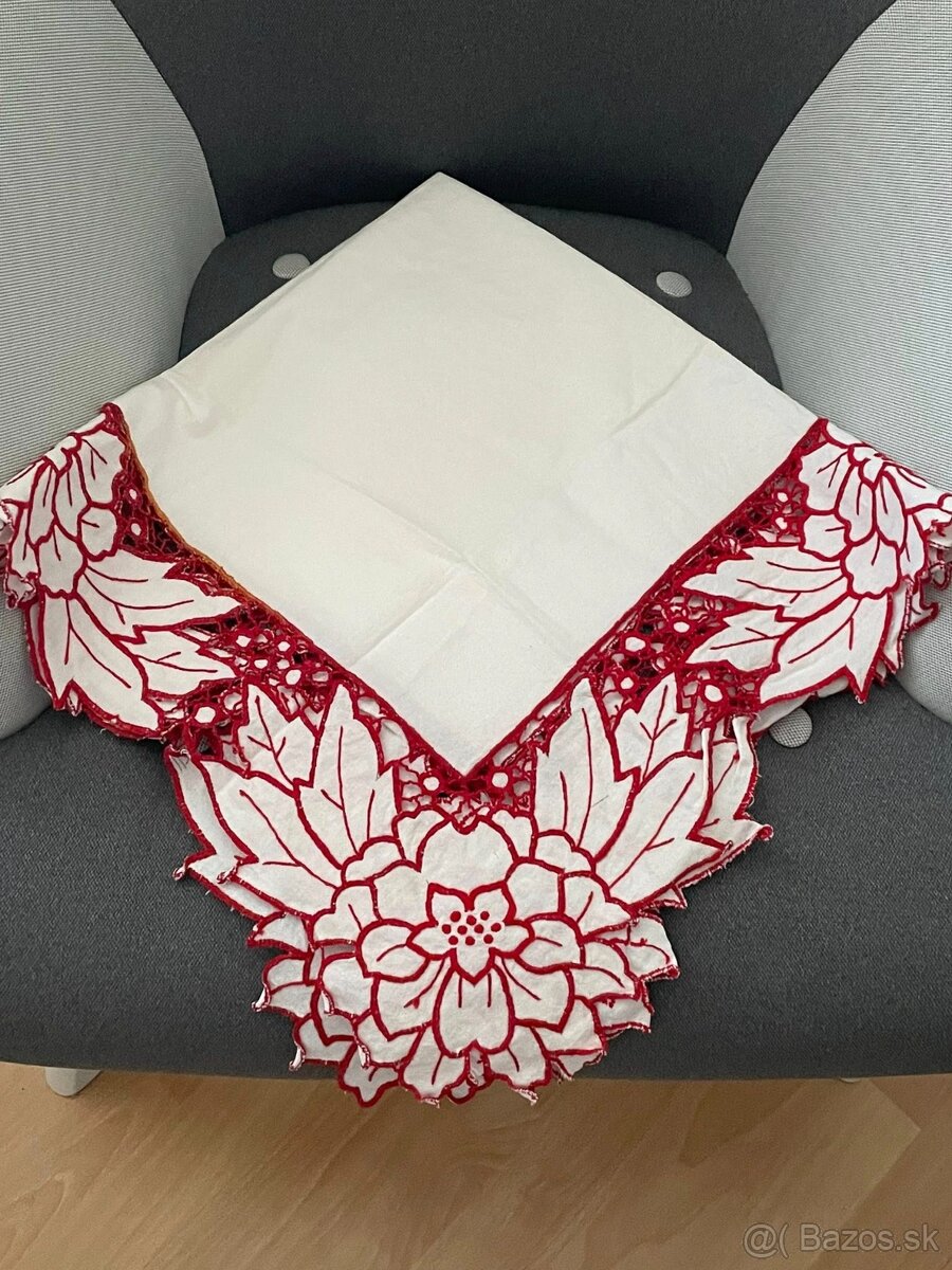 RETRO OBRUS - ručná práca - 6