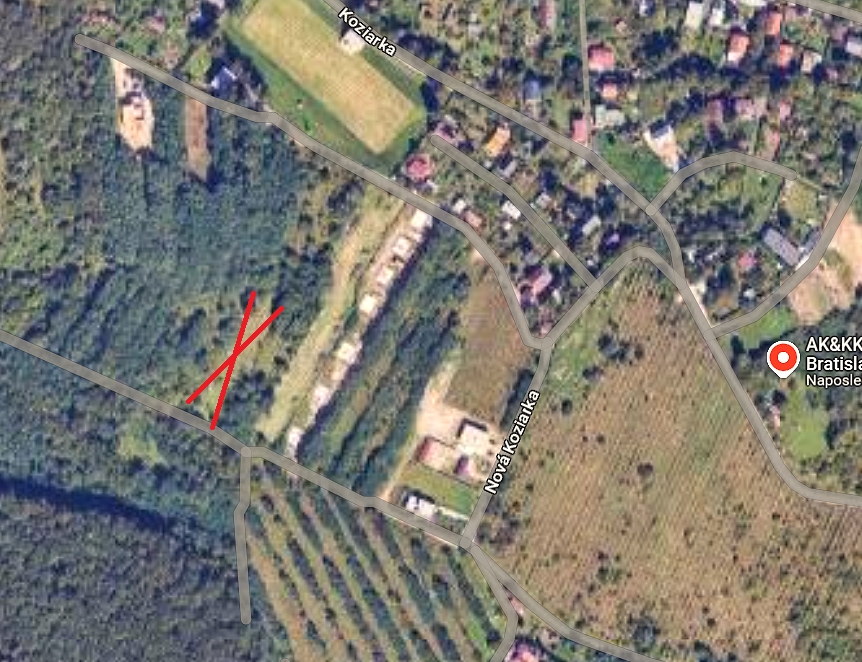 Pozemok 3563 m2 v krásnom a tichom prostredí hneď pod lesom - 6