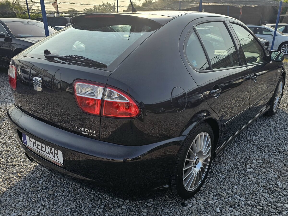 Seat Leon 1.8 Turbo Top Sport Rezervované - 6