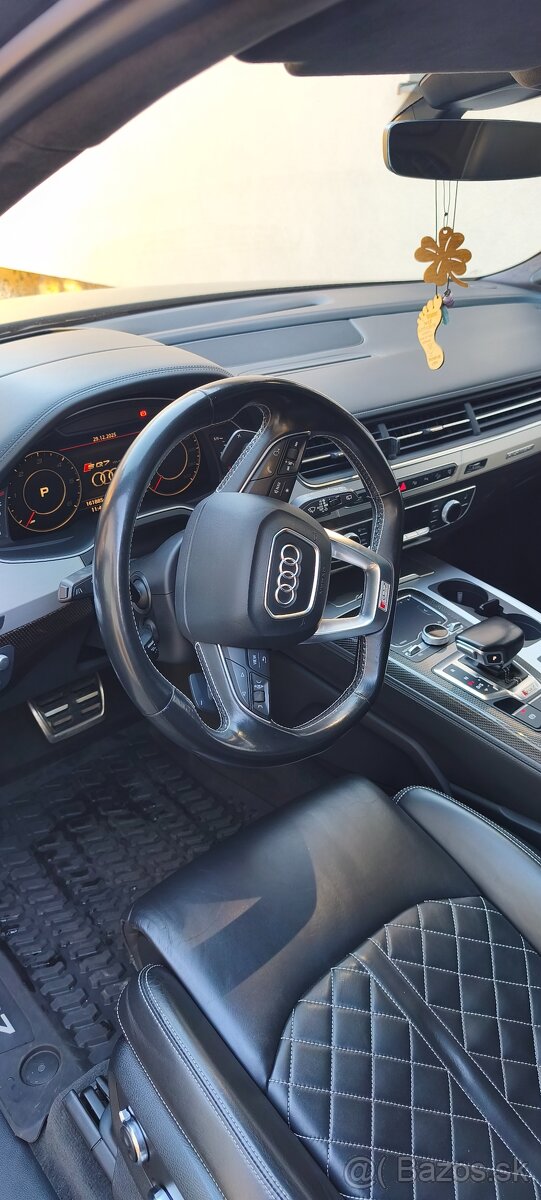 Audi sq7 - 6