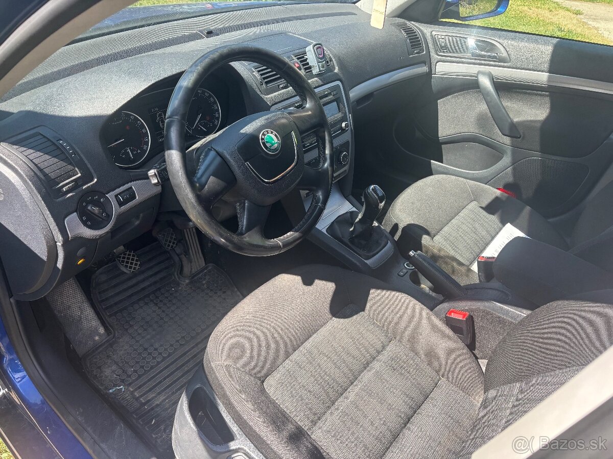 Škoda Octavia kombi 1.6 TDI - 6