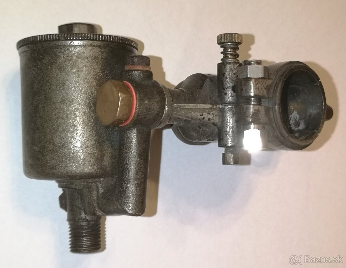 Predám karburátor B&B - 6