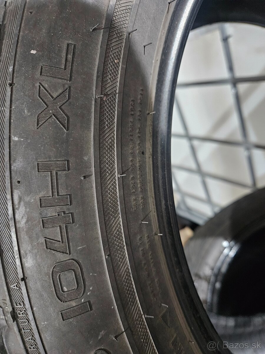 235/55R18 zimne nokian - 6