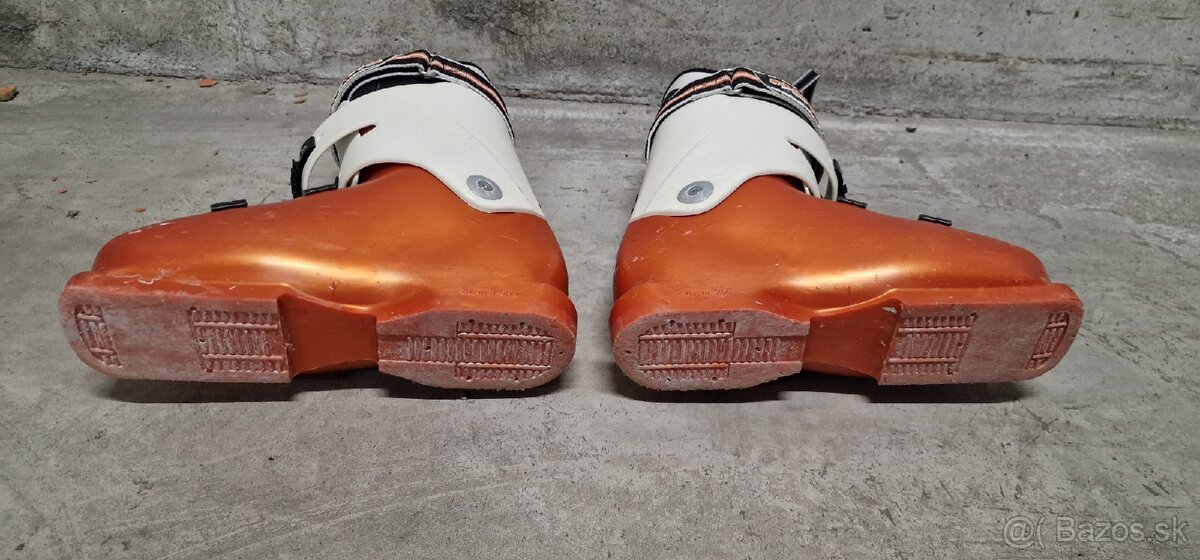 Juniorské lyže ATOMIC a lyžiarky ROSSIGNOL - 6