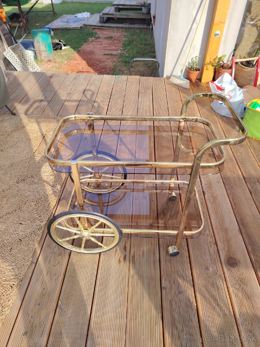 Príručný stolík - 6