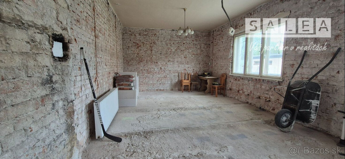 REZERVOVANÉ TEPLIČKA NAD VÁHOM-RODINNÝ DOM - 6