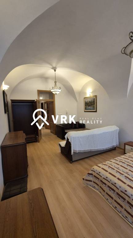 2 IZBOVÝ BYT, ALŽBETINA, KOŠICE - STARÉ MESTO - 6