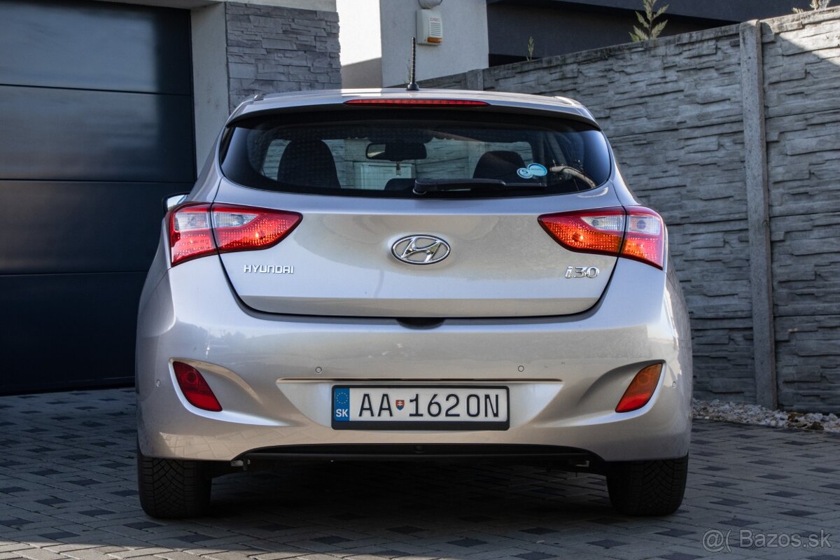 Hyundai i30 1.6 CRDi DOHC 16V Family 84tis. km - 6