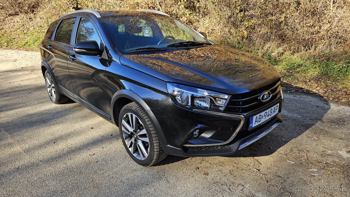 LADA VESTA CROSS 1.6 - 6