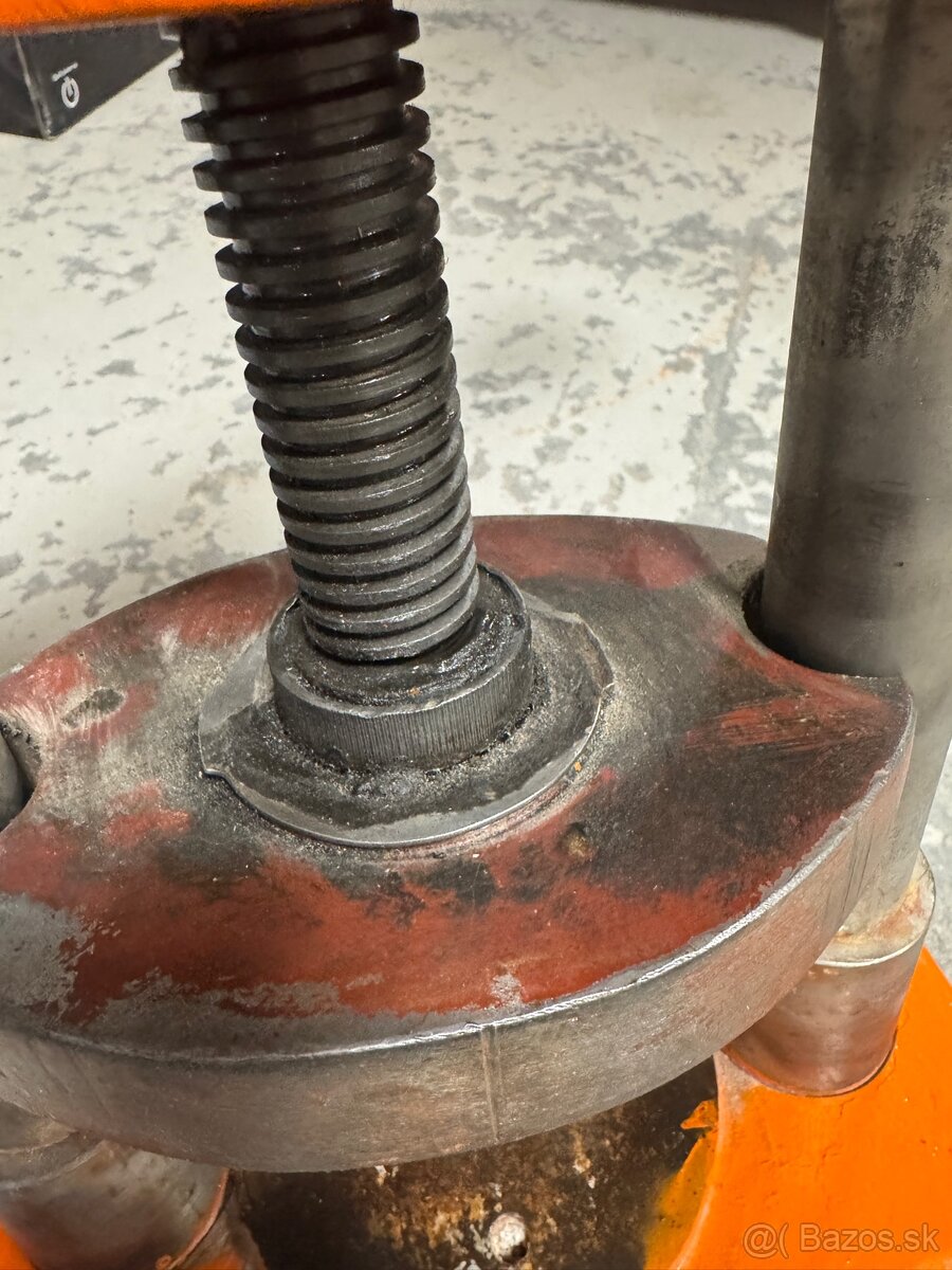 Predam ručný lis - 6