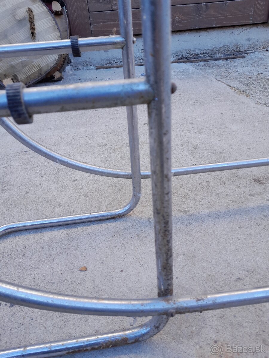 Predám stojan na kvety - 6