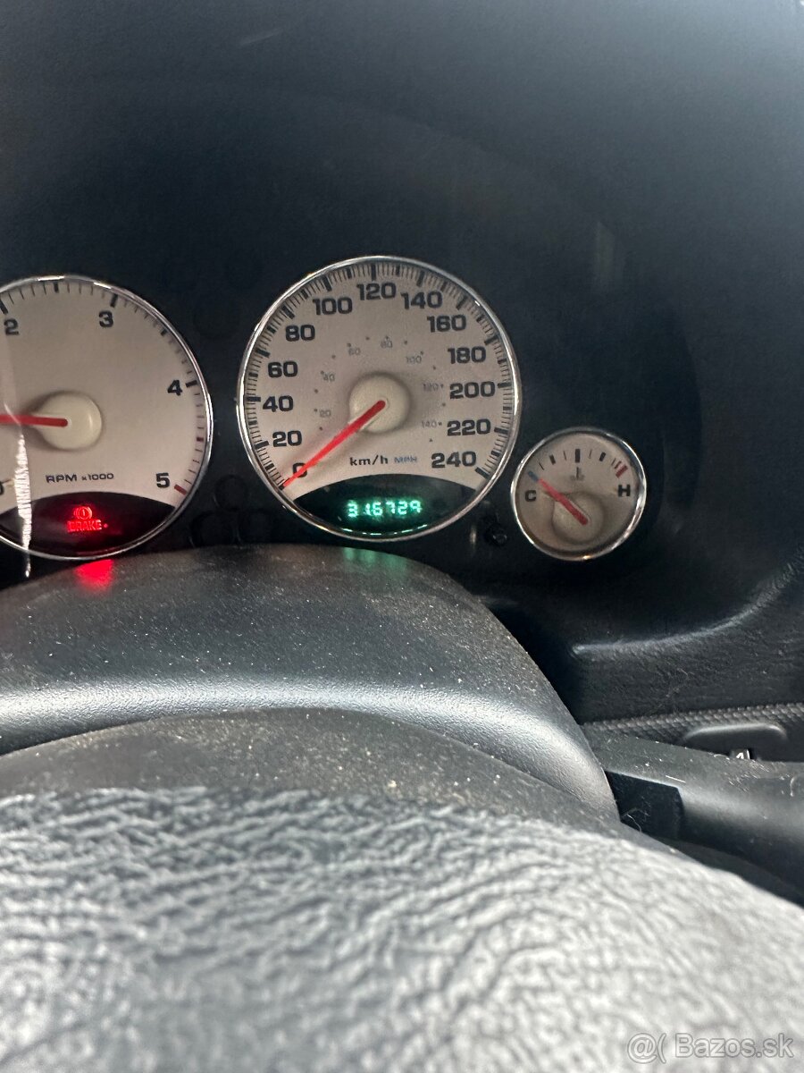 Jeep Cherokee 2,5d 105kw 4x4 - 6