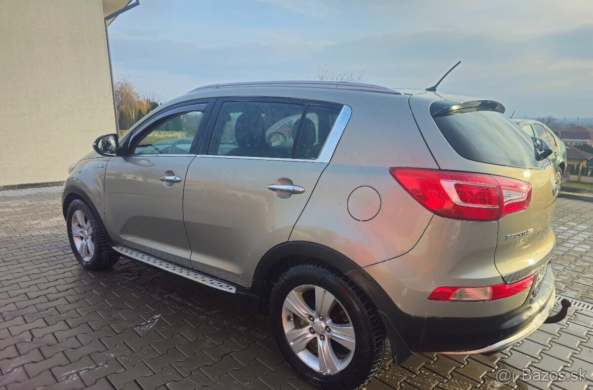 Kia Sportage 3 2.0Crdi 100kw - 6