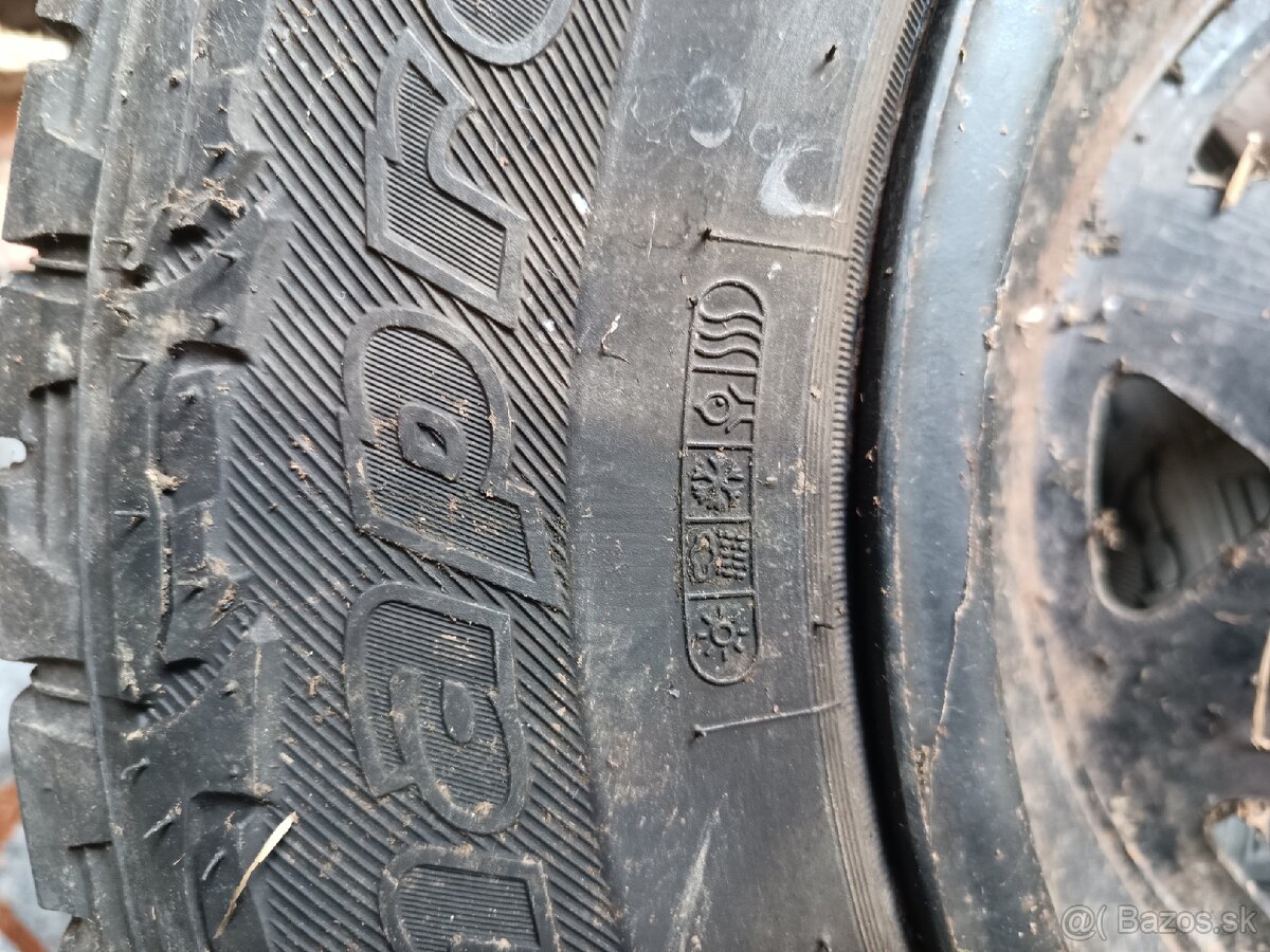 Pneumatiky s diskami Hankook P236/70 R16 m+s - 6