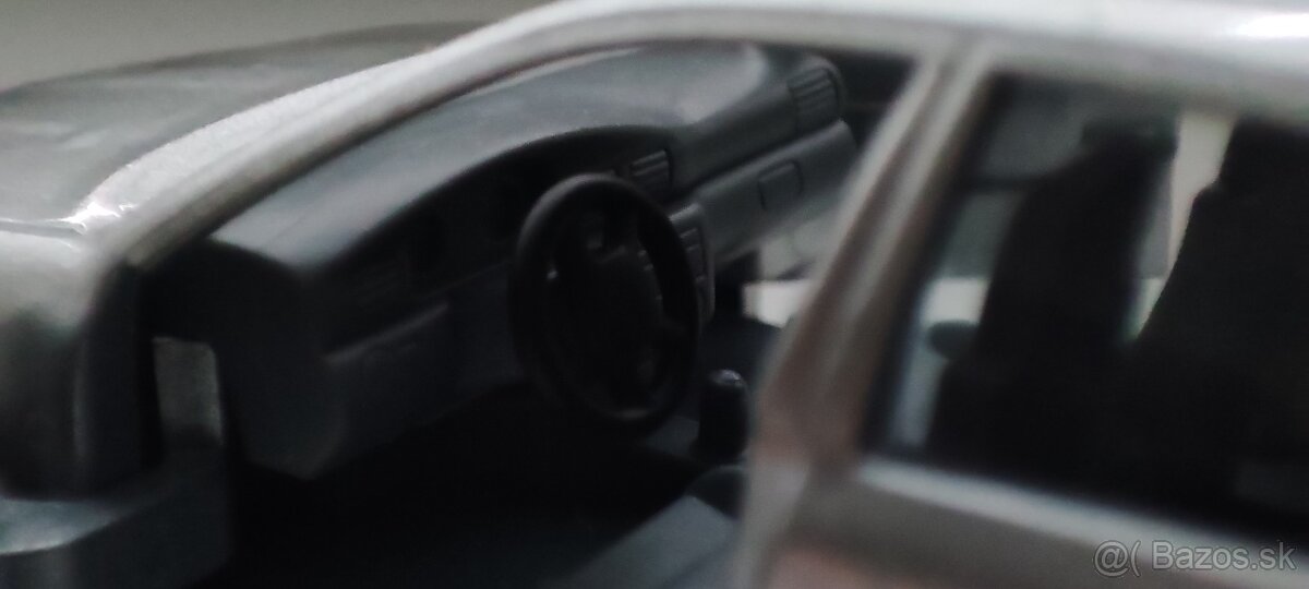 Škoda Octavia mk1 1:43 KADEN - 6