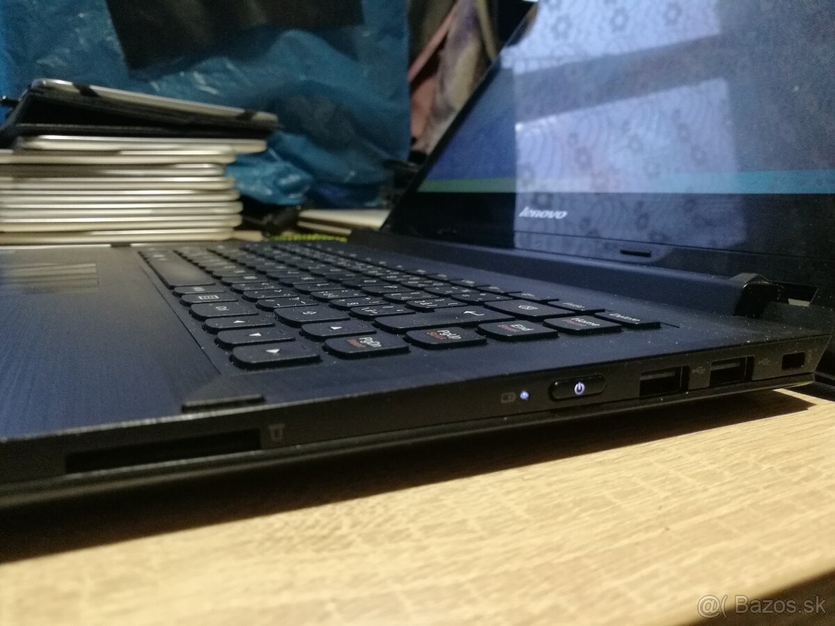 Lenovo Flex 14. Dotykový display. Intel 4-jadro. 256GB SSD. - 6