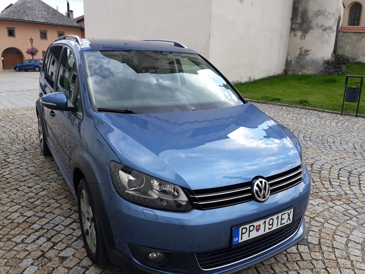 VW TOURAN CROSS 1.6 TDI, automat (STK do jula 2027) - 6