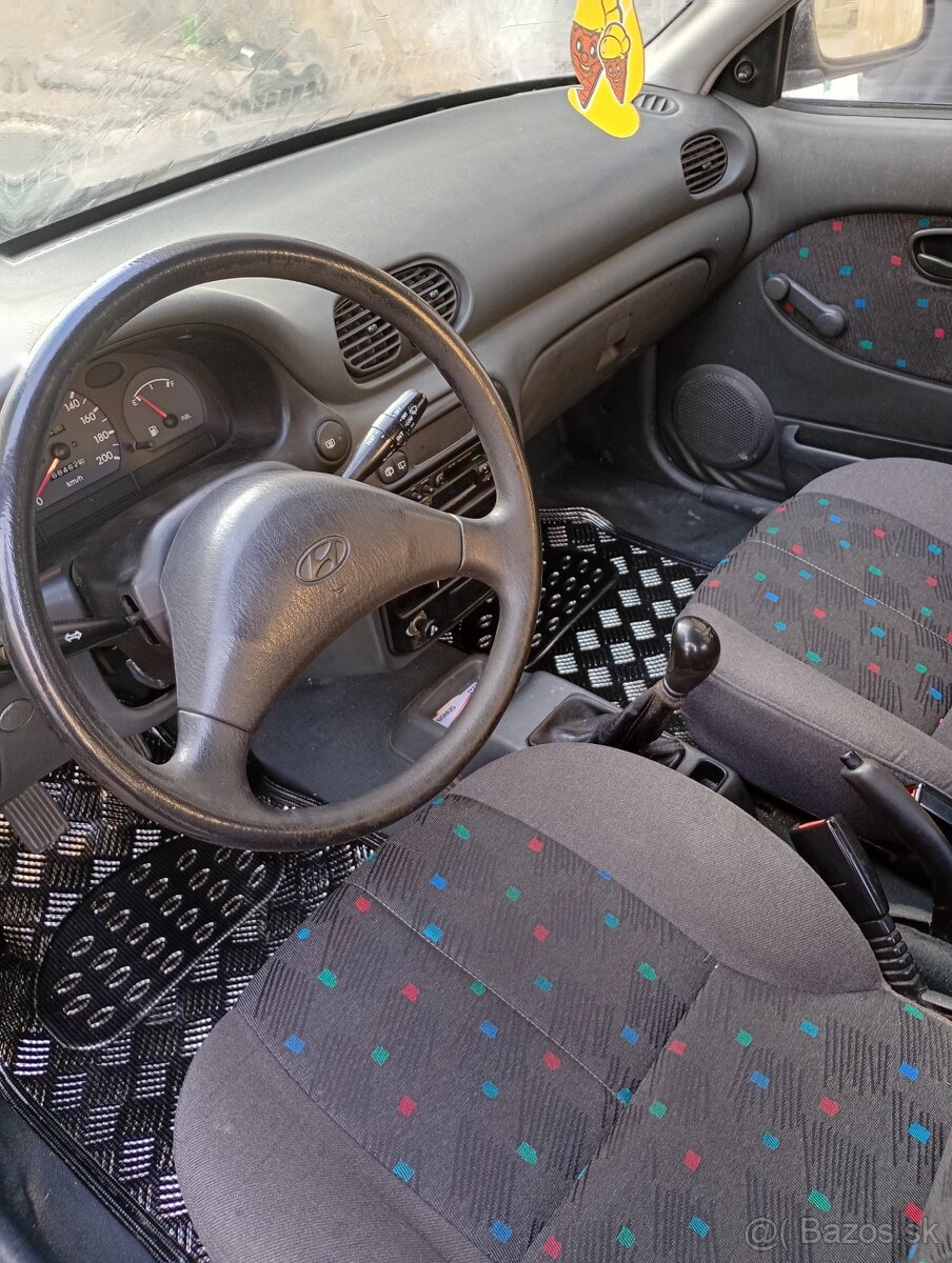 Hyundai accent 1.3 - 6