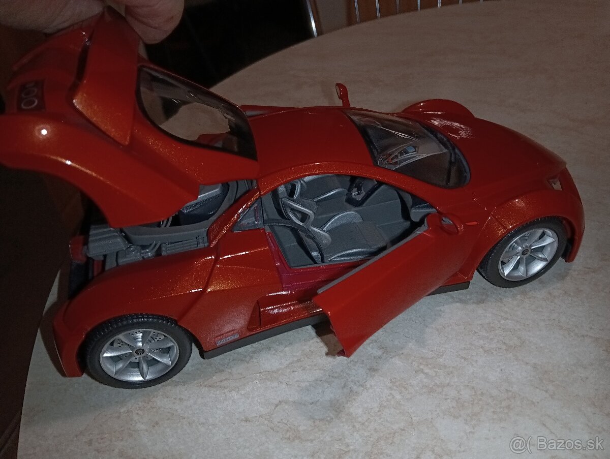 Predám Prima Giugiaro 1:18 - 6
