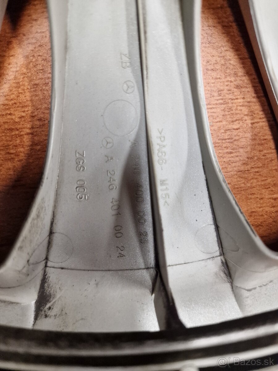 Puklice 15 palcové original Mercddes - 6