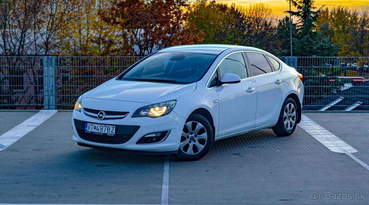 Opel Astra Sedan 1.6 CDTI 100 kw - 6