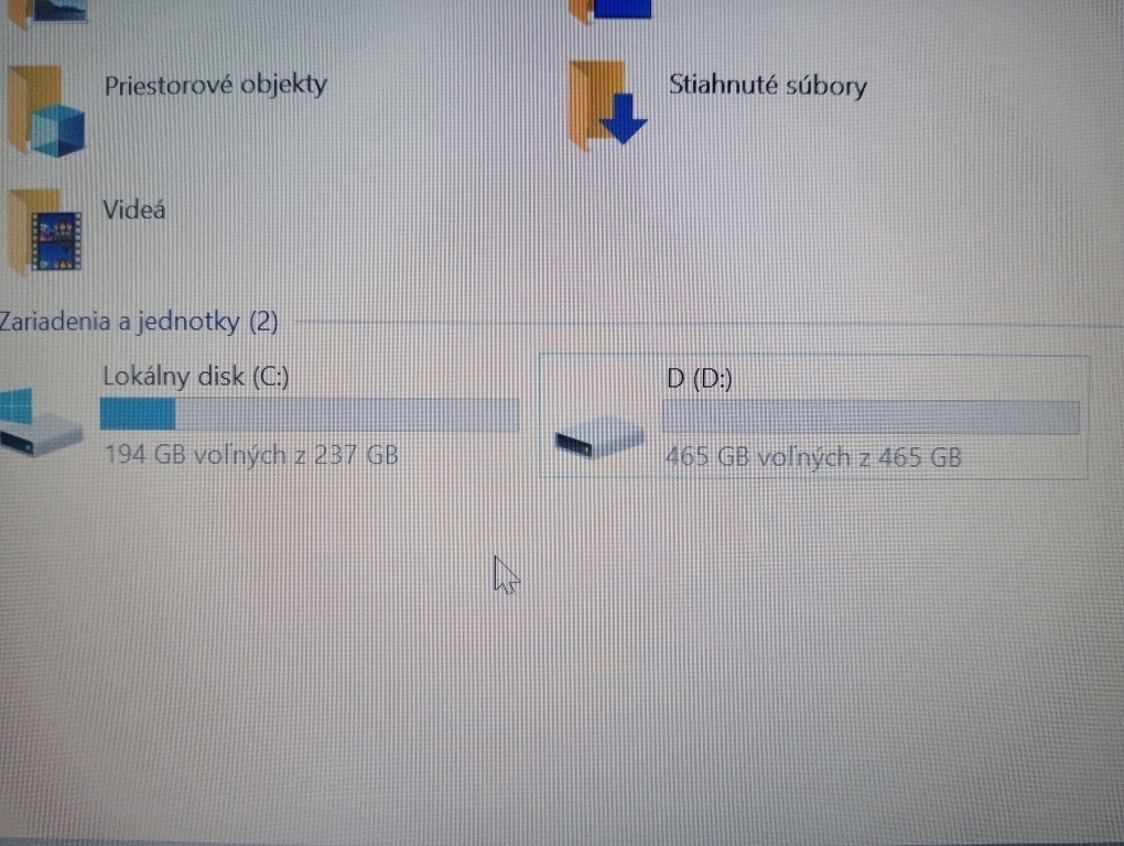 HP elitebook 840 G4 / 16gb ram / Intel core i5 / 256gb ssd- - 6