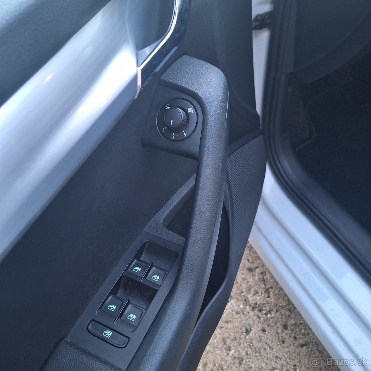 Predam skoda octavia 3 1,6tdi 85kw. r.v.2017 - 6