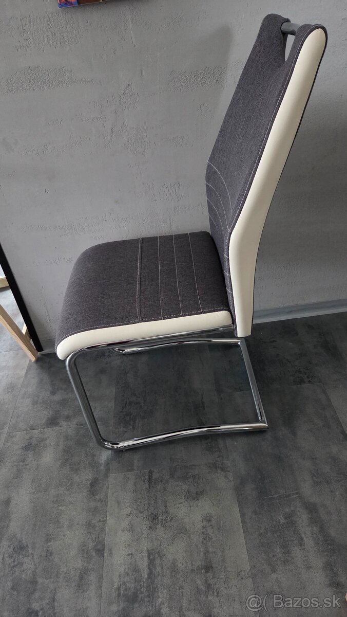 Jedálenský stôl + stoličky - 6