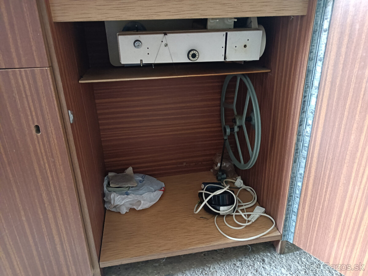 Šijací stroj LUCZNIK - 6