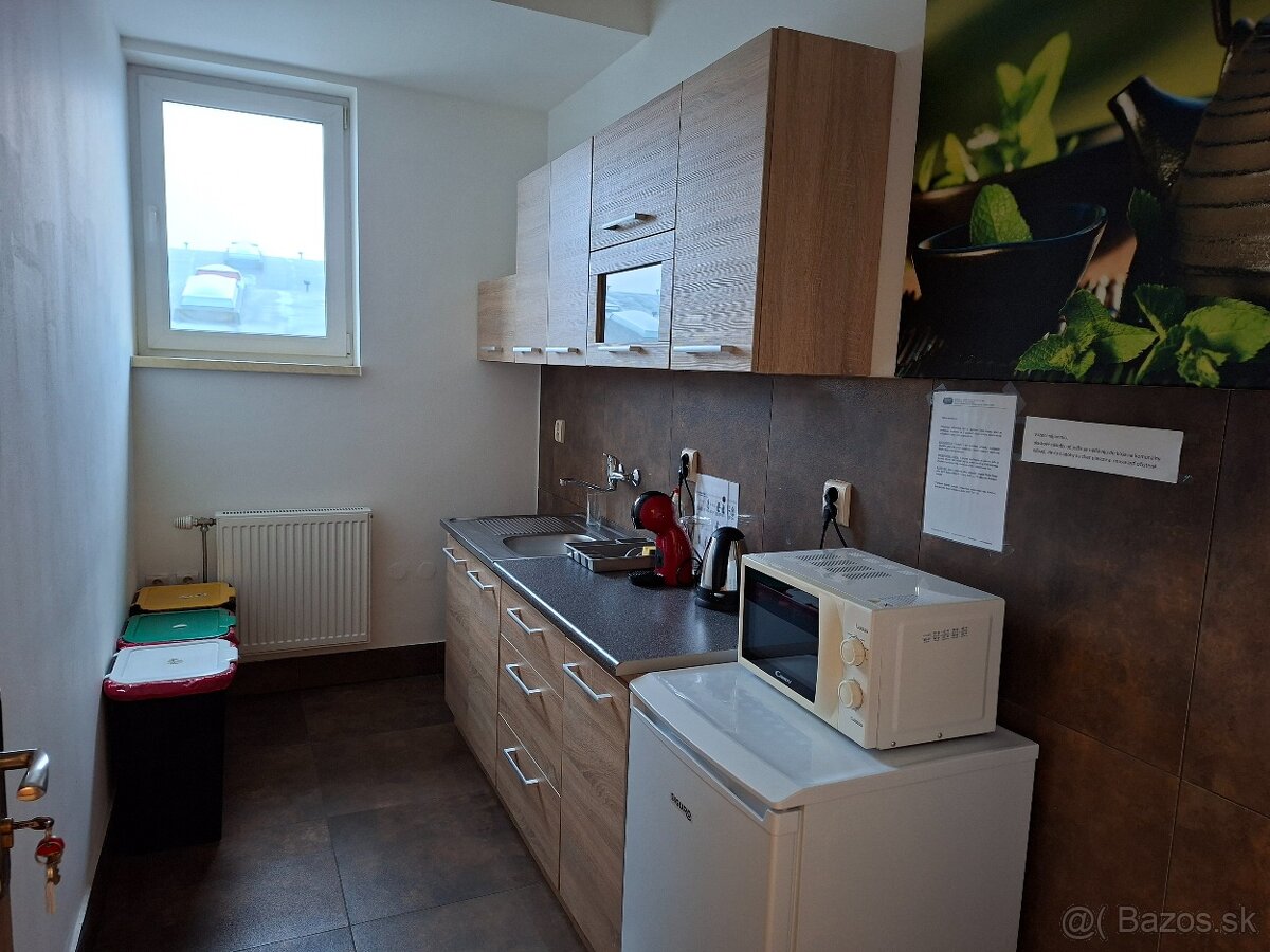 Priestory na prenájom v centre Čadce - 6