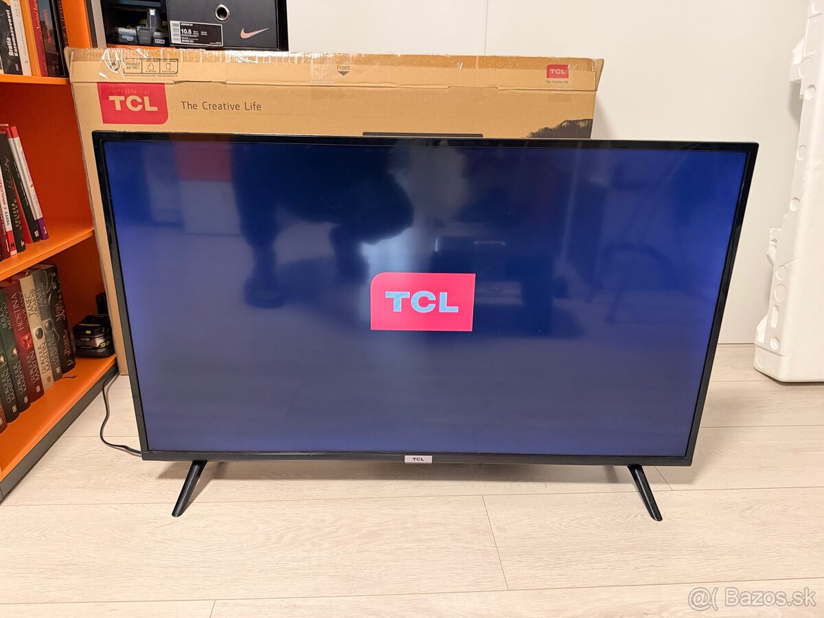 TV TCL 40” 40ES560 - 6