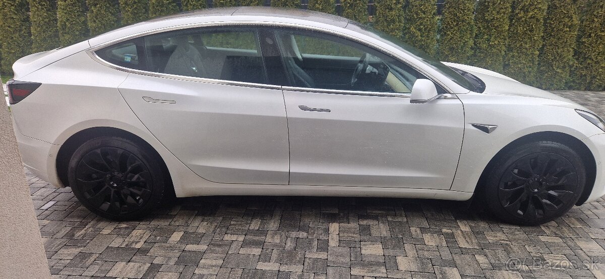 Predám Tesla model 3 long range 4x4 SoH 91% - 6