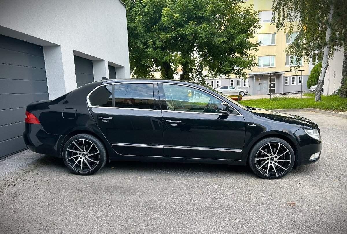ŠKODA SUPERB II 2.0TDI 125KW L&K DSG F1 BI-XENON WEBASTO - 6