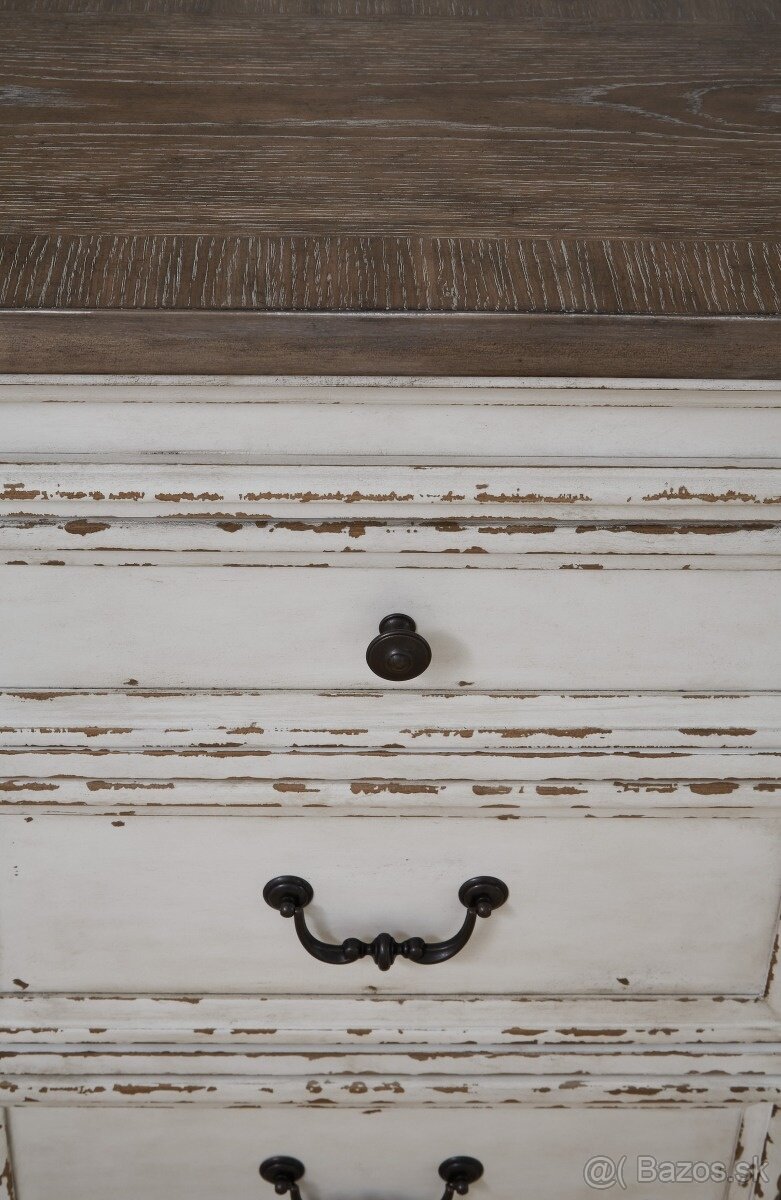 Luxusná jedáleň v štýle vintage - 6