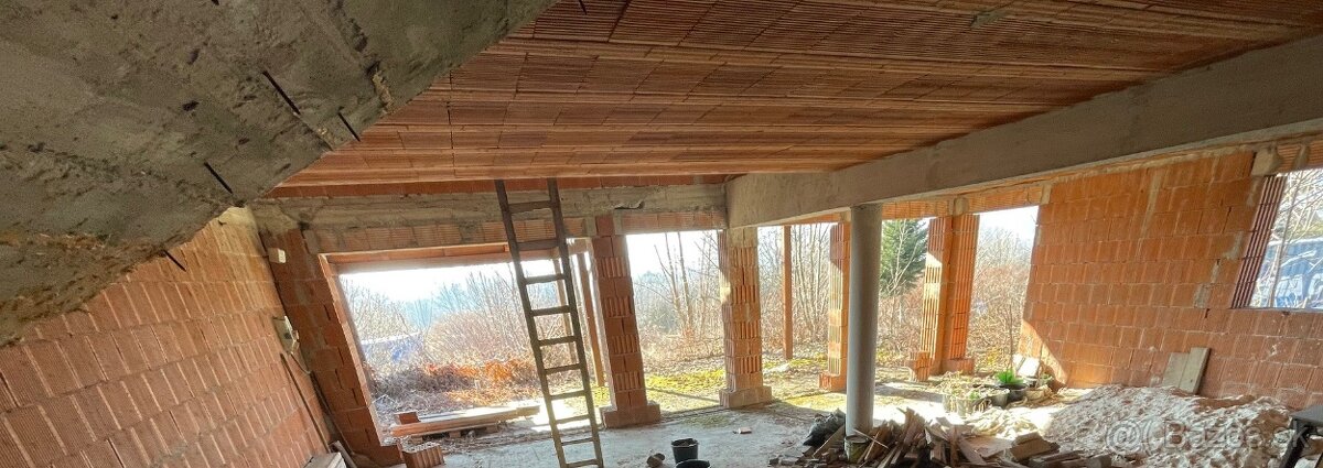 Na predaj hrubá stavba rodinného domu pri Martine. - 6