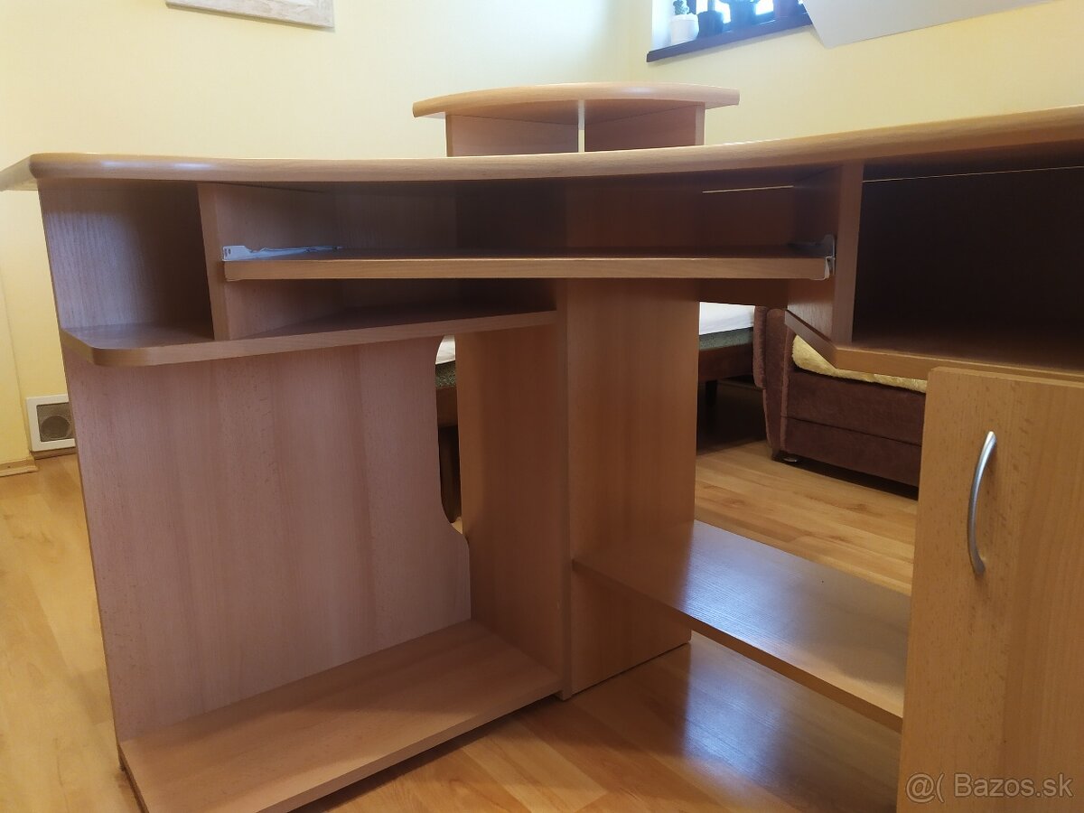 Rohový PC stôl - 6