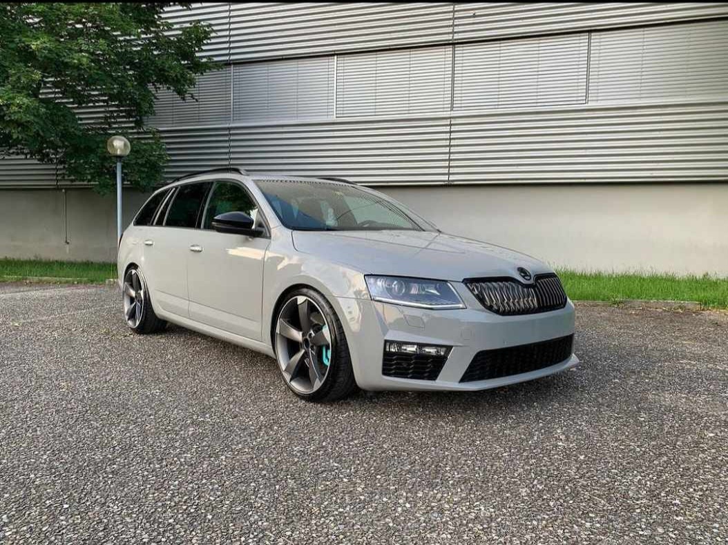 Audi Rotor 5x112 r19 - 6