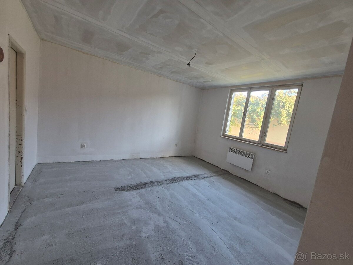 Na predaj 3 izbový rodinný dom v Kolárove - 6