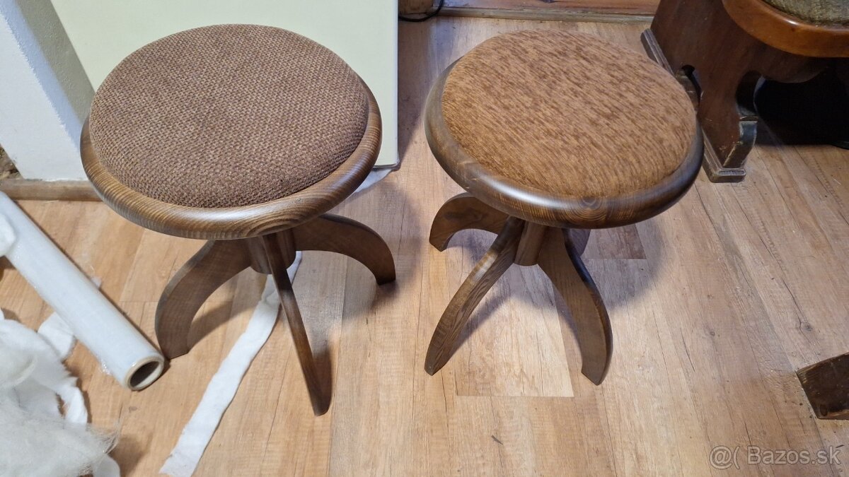 Postrovana stolicka zidlicka ku klaviru - 6