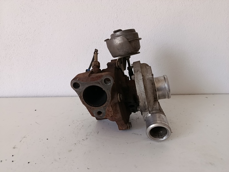 turbo hyundai i30 282012a701 130€ - 6