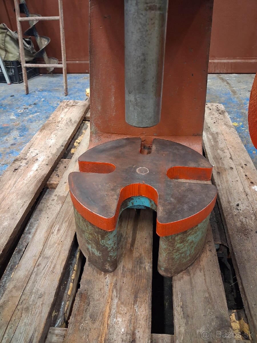 Lis LRH2 ,Hrebeňový lis, dielňa, pneuservis,pneuservis - 6