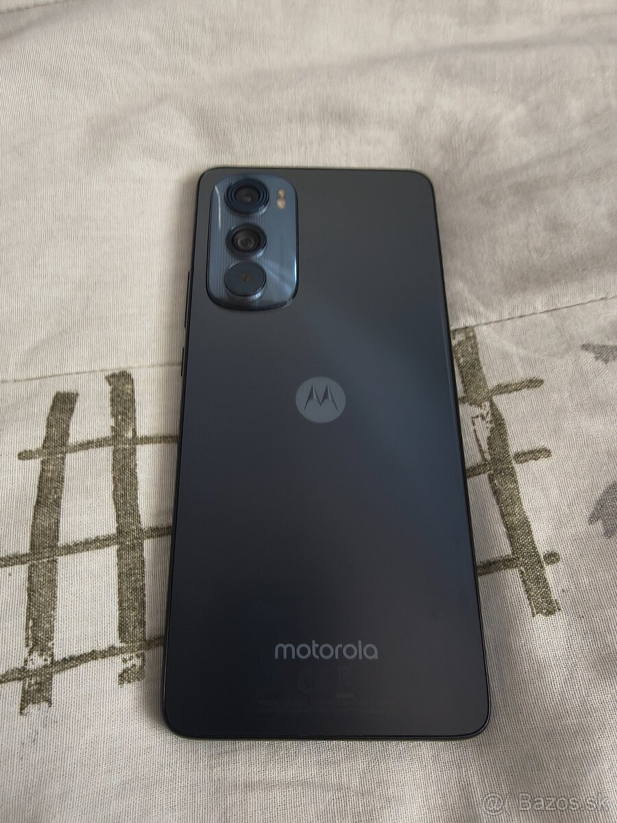 Motorola Edge 30 - 6